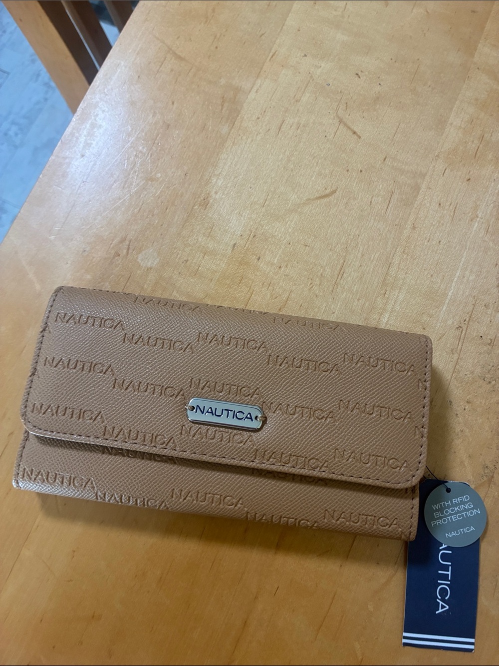 NEW!!! Nautica Tan Fold-Over Card & Key Holder Wallet